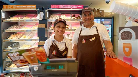 10000 Employees. . Dunkin careers